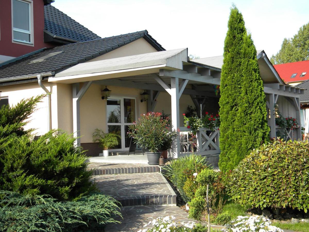 Gasthaus Ela Hotel Dahlewitz Екстериор снимка